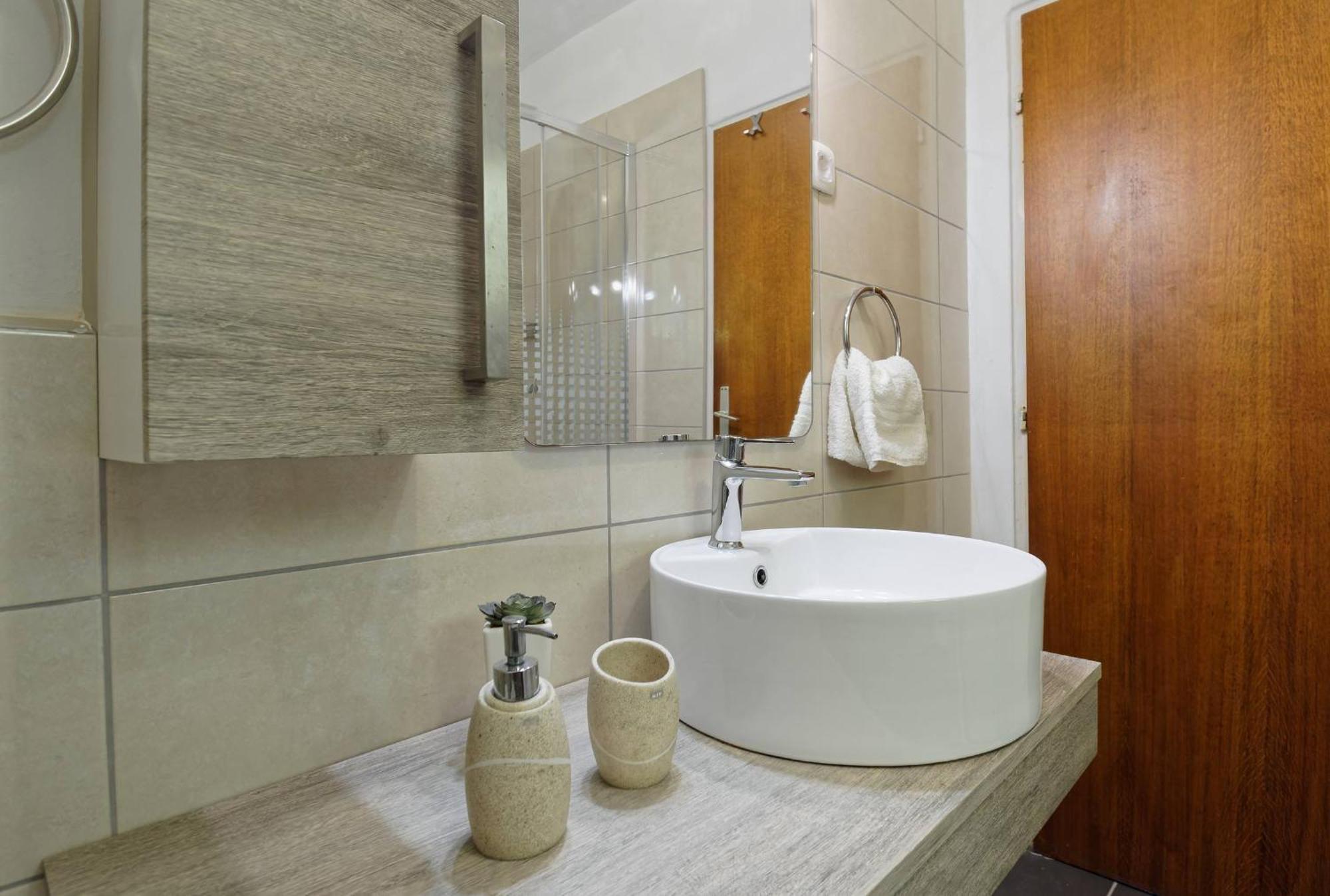 Holiday Home Vlady By Rent Istria Buje Exterior photo